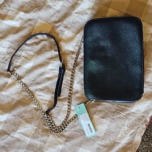 NWT Seven Hills Laurel Chain Crossbody in Navy